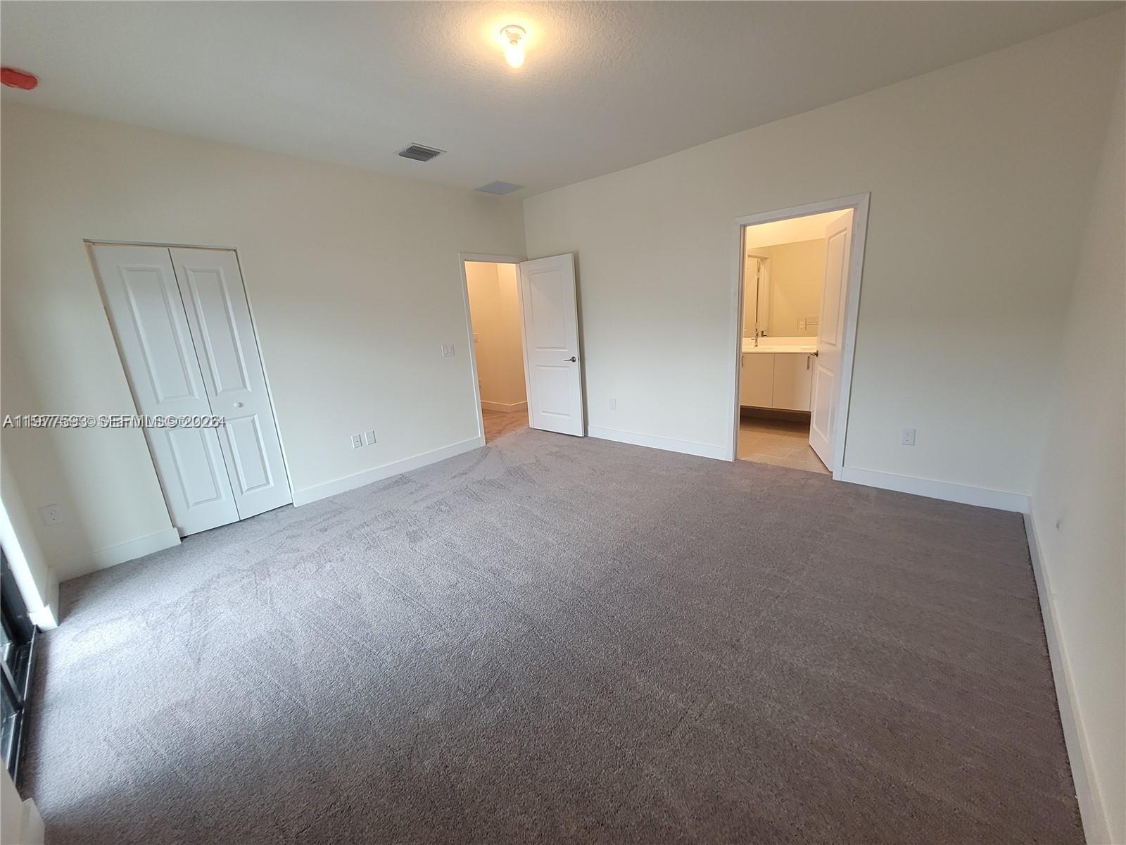 DOWNTOWN DORAL SOUTH PHAS - Residential Lease