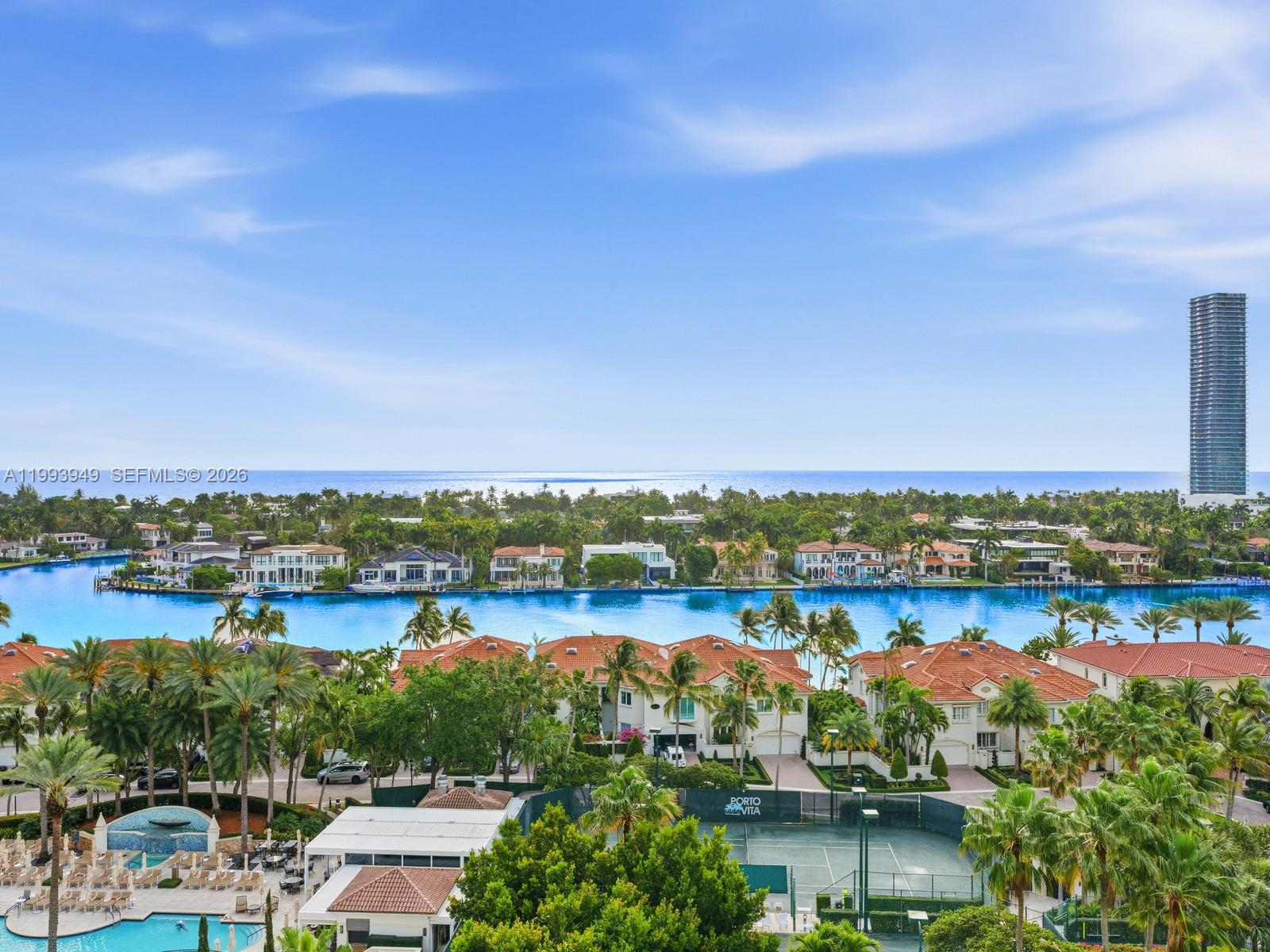 TOWERS OF PORTO VITA-SOUT - Residential