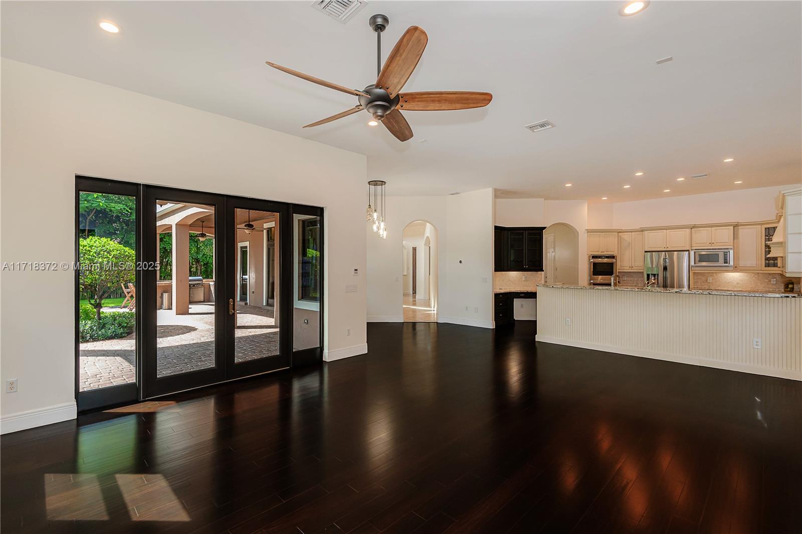 CENTERLINE HOMES AT PLANT - Residential