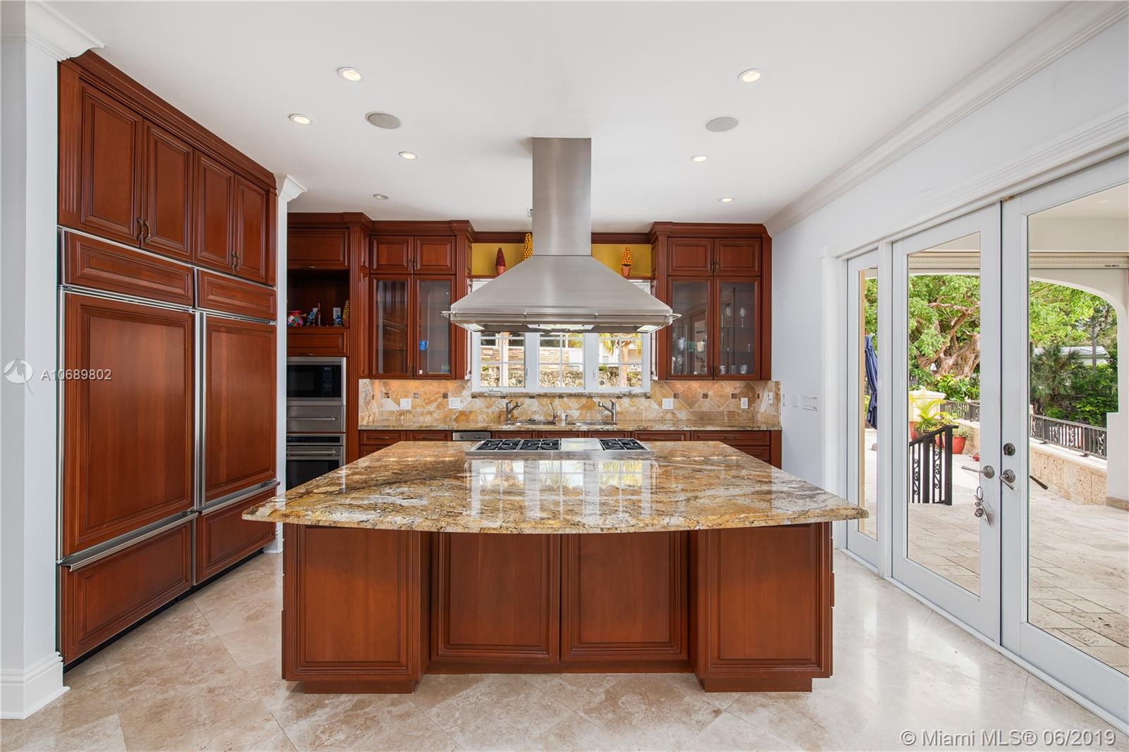 CORAL WATERWAY REPLAT - Residential