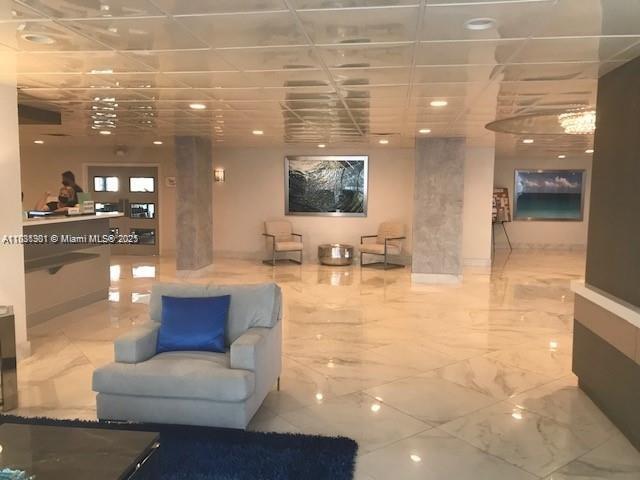 REGENCY TOWER CONDO - Residential Lease