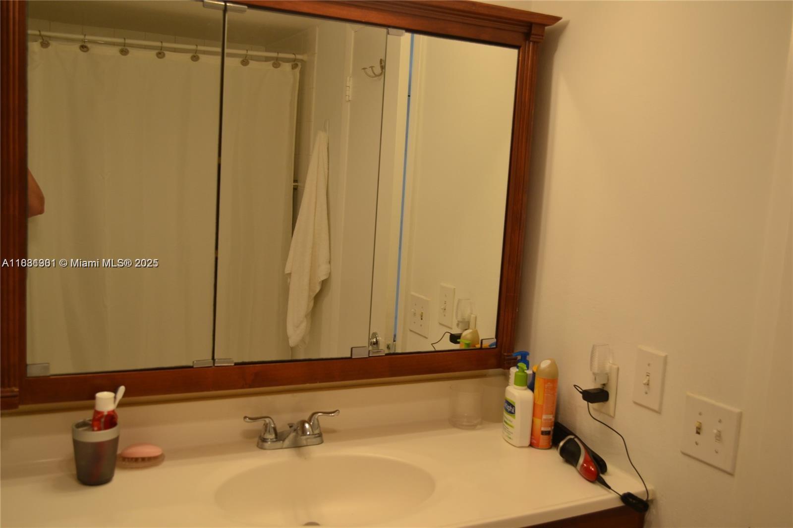 REGENCY TOWER CONDO - Residential Lease