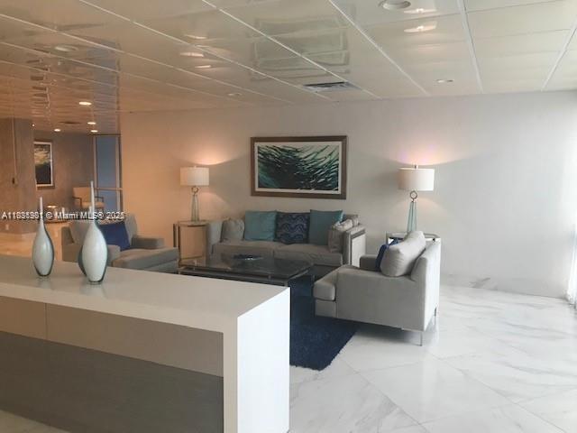 REGENCY TOWER CONDO - Residential Lease