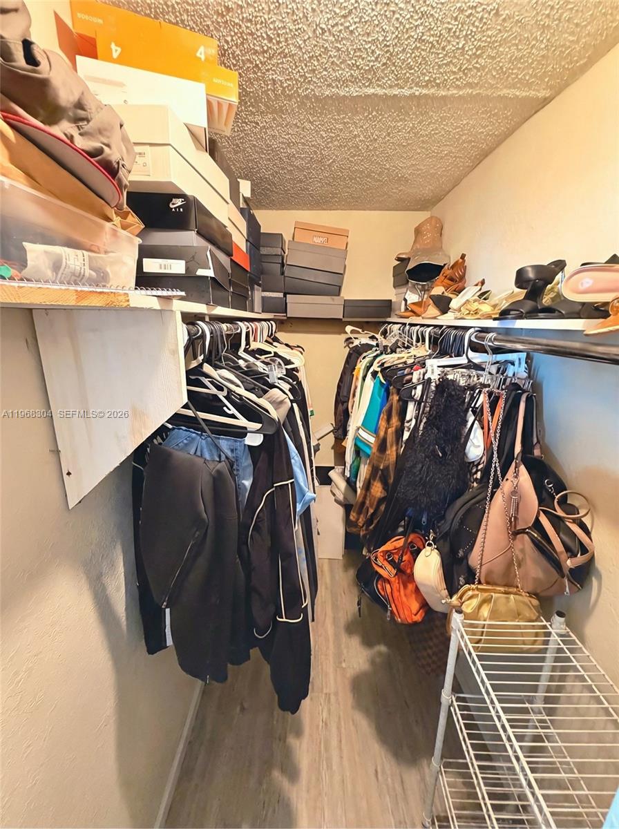 MIAMI GARDENS ESTATES SEC - Residential