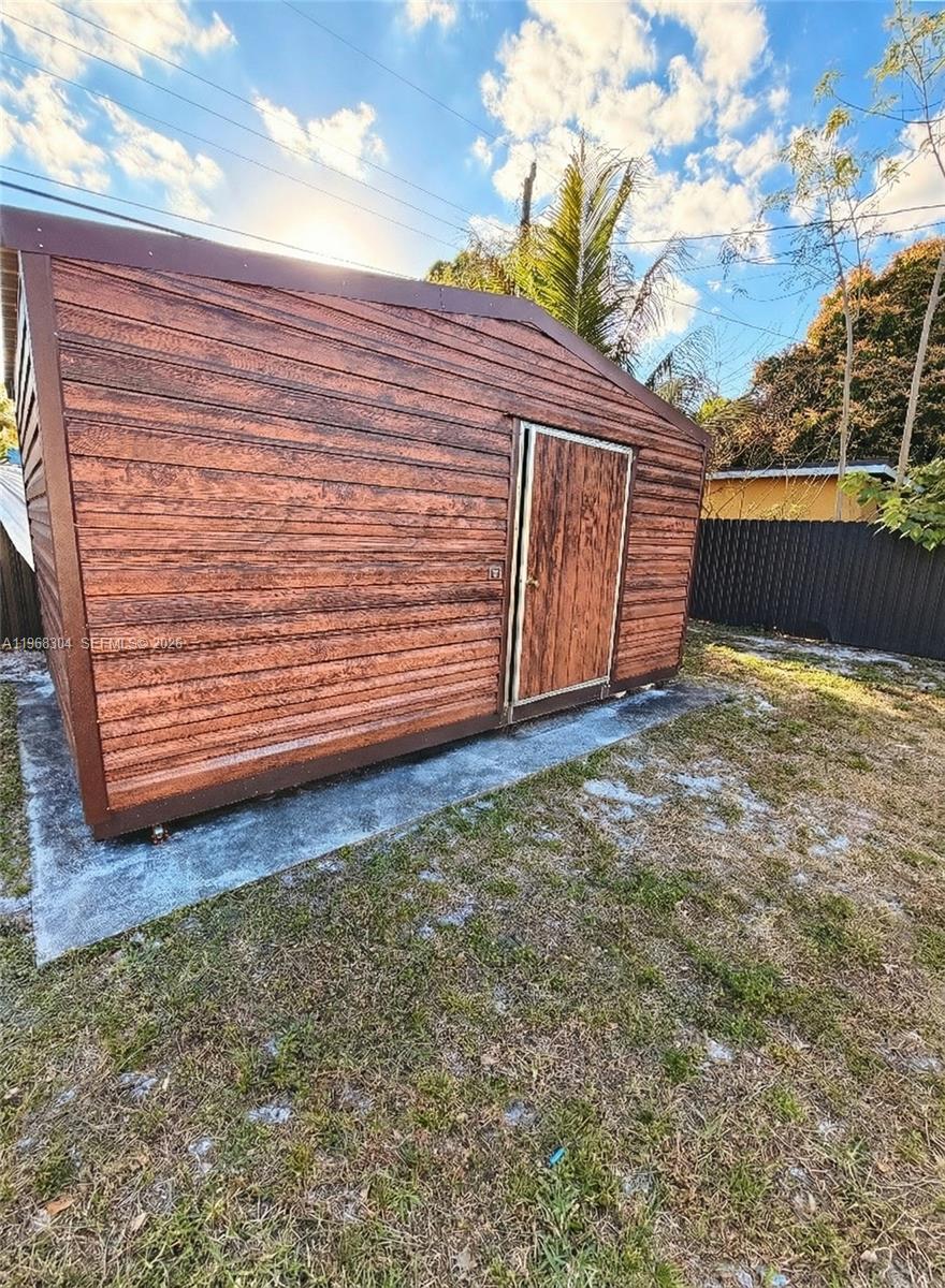 MIAMI GARDENS ESTATES SEC - Residential