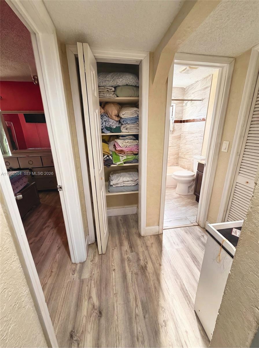 MIAMI GARDENS ESTATES SEC - Residential