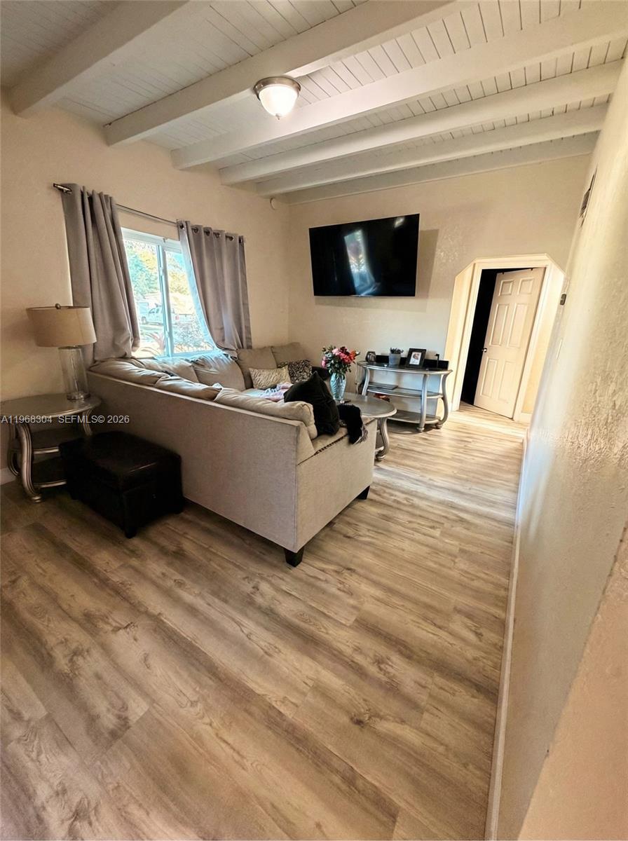 MIAMI GARDENS ESTATES SEC - Residential