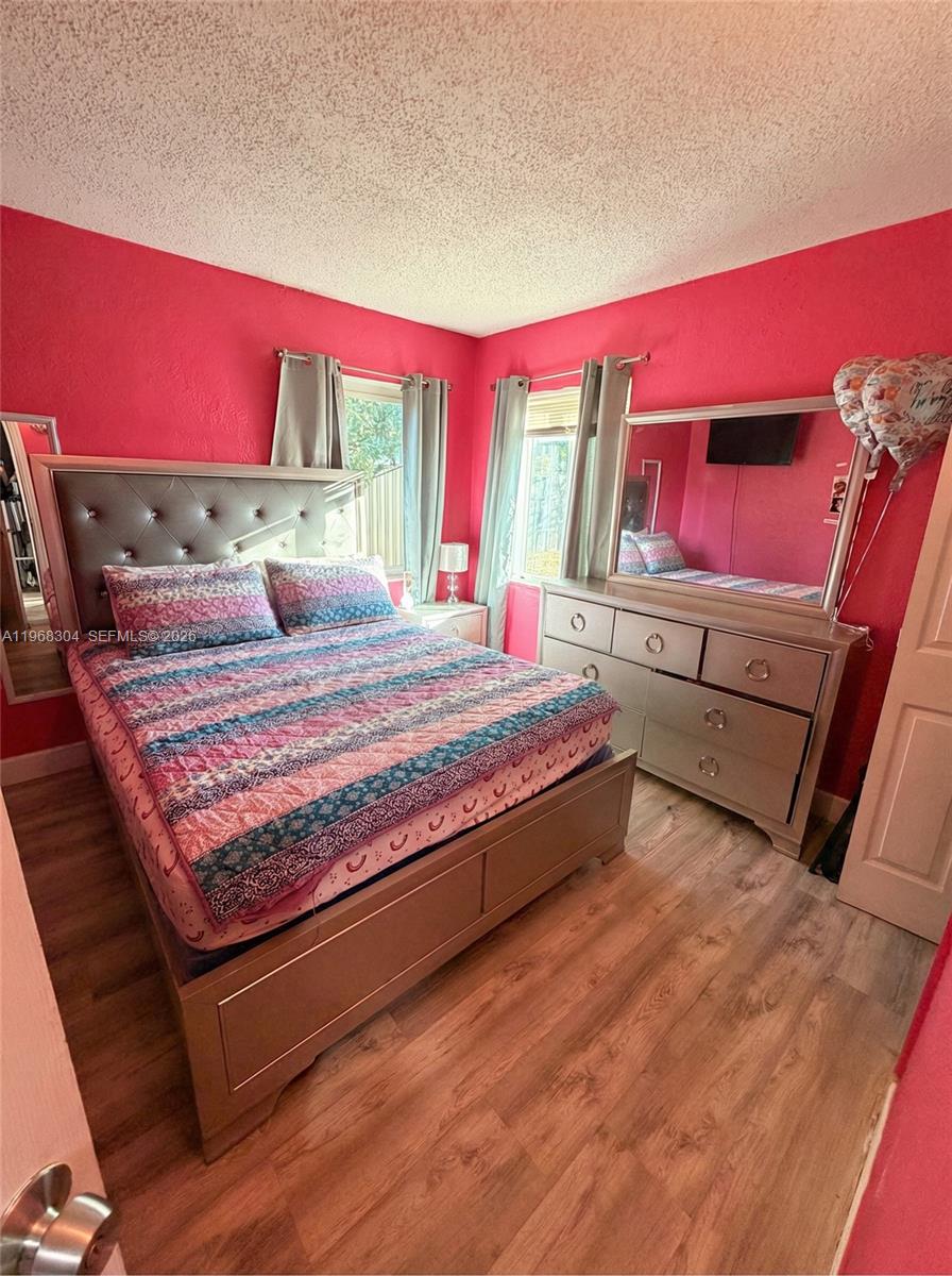 MIAMI GARDENS ESTATES SEC - Residential