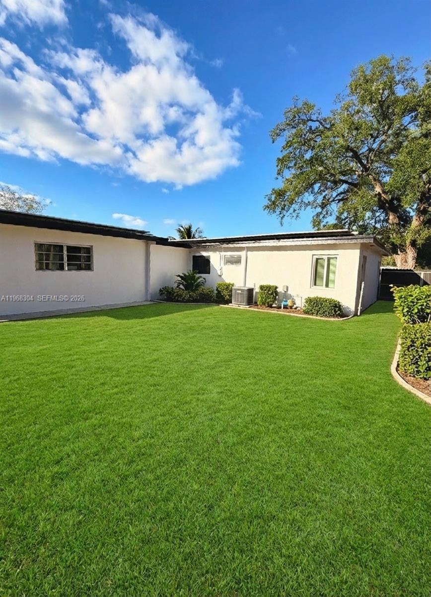 MIAMI GARDENS ESTATES SEC - Residential