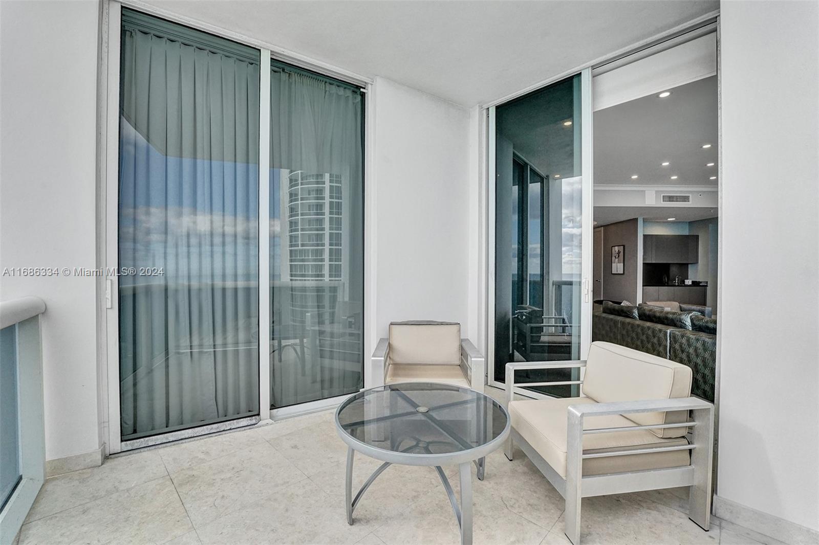 TRUMP PALACE CONDO - Residential