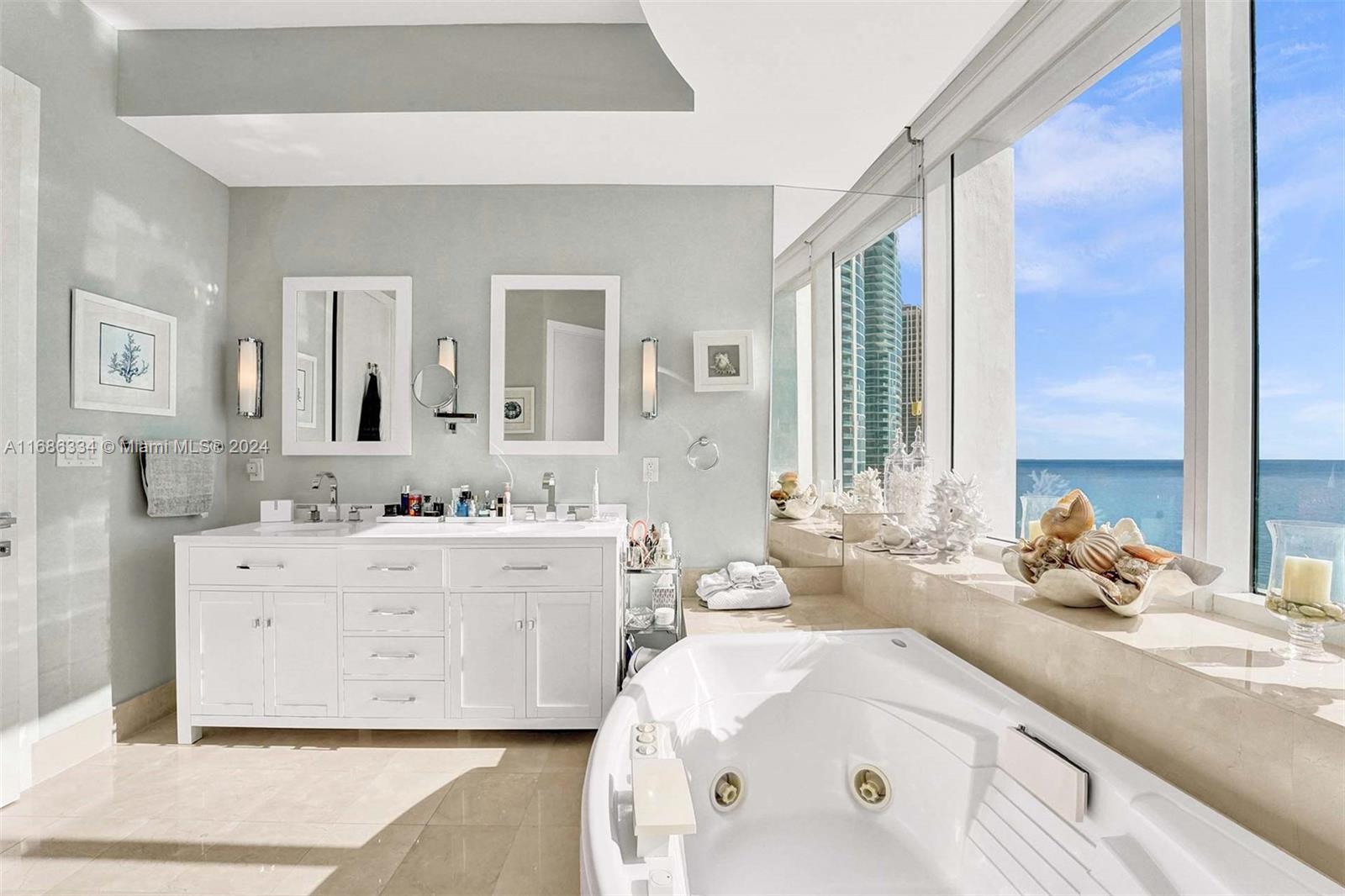 TRUMP PALACE CONDO - Residential