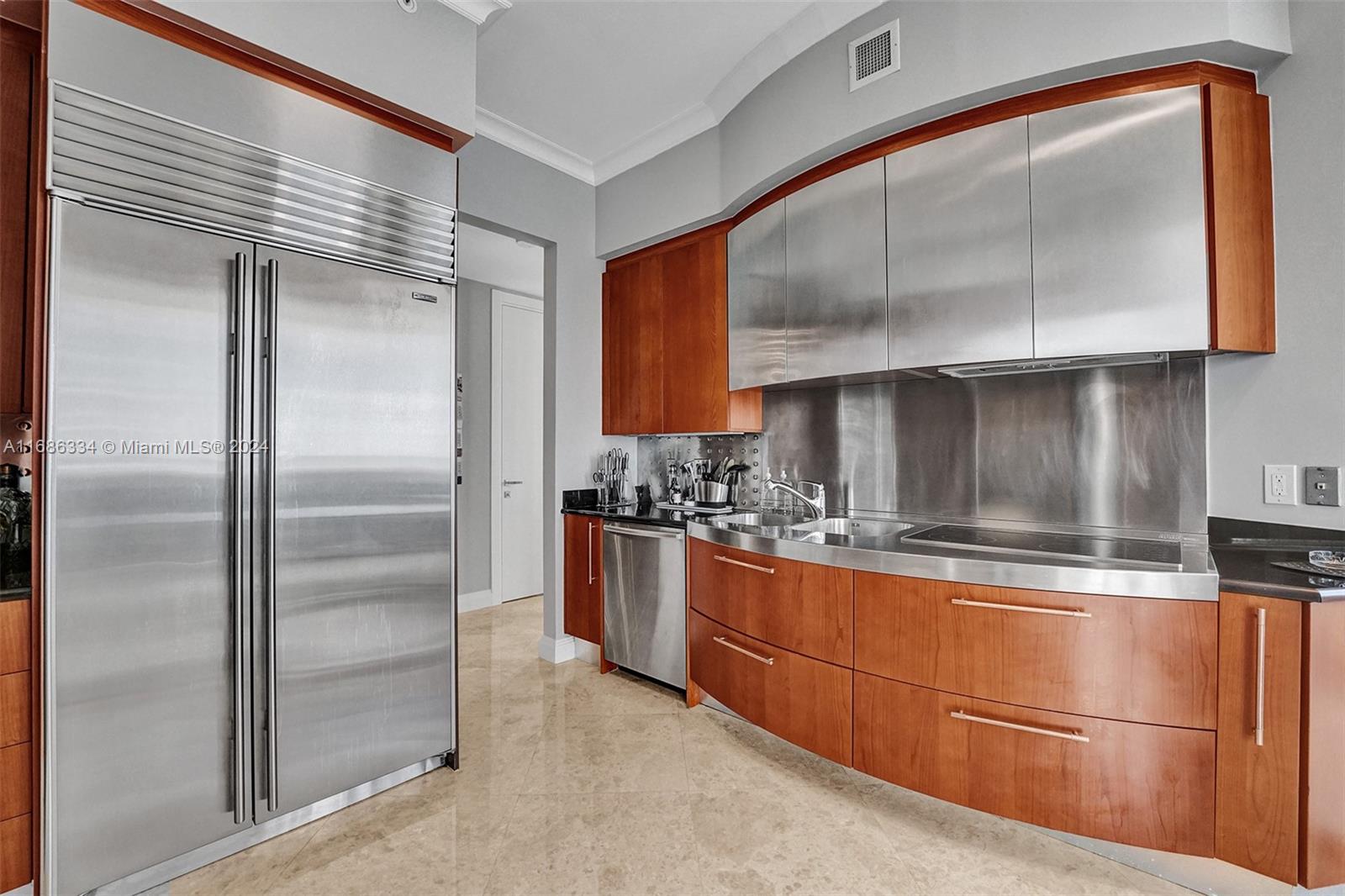 TRUMP PALACE CONDO - Residential