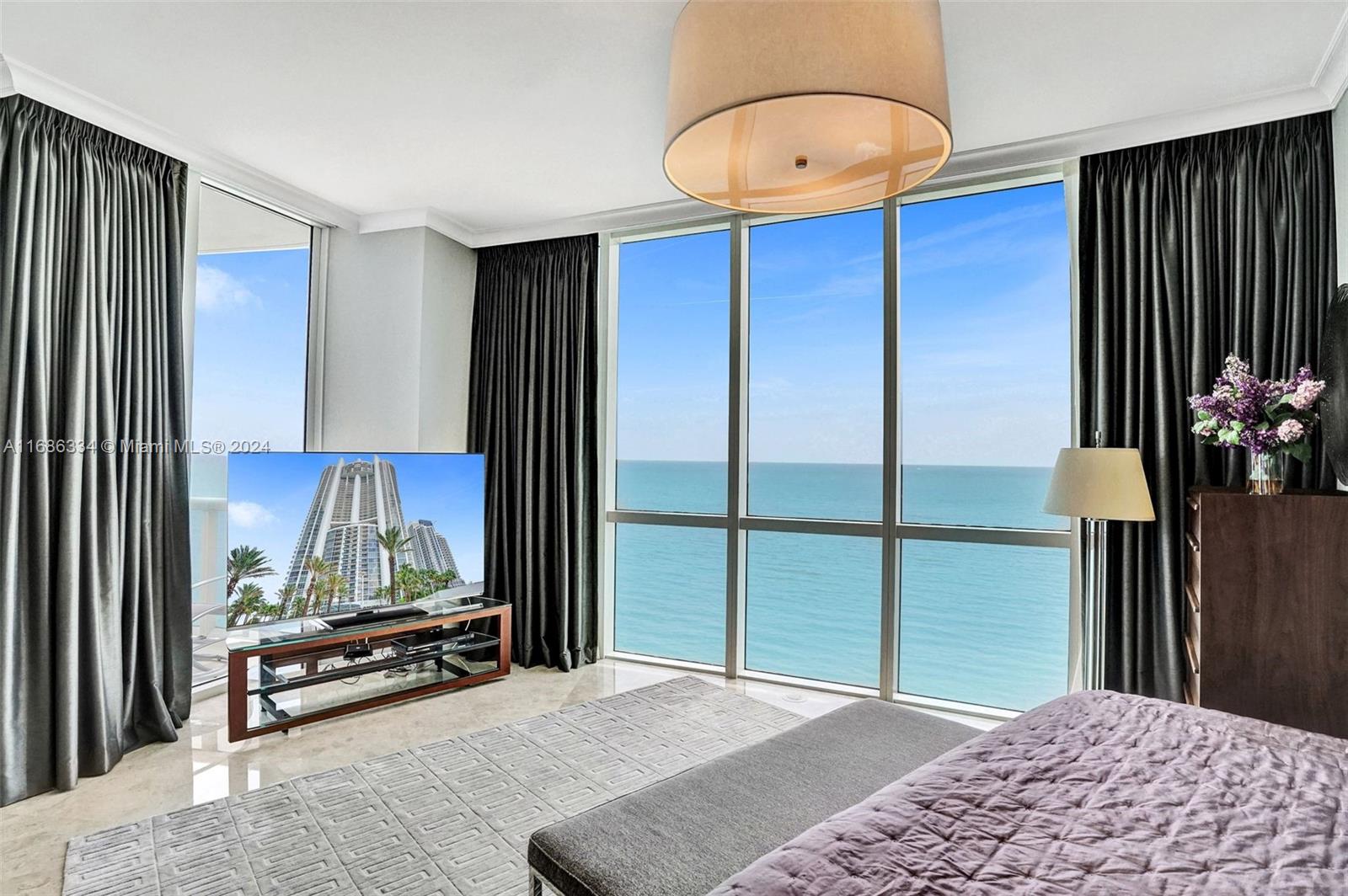 TRUMP PALACE CONDO - Residential