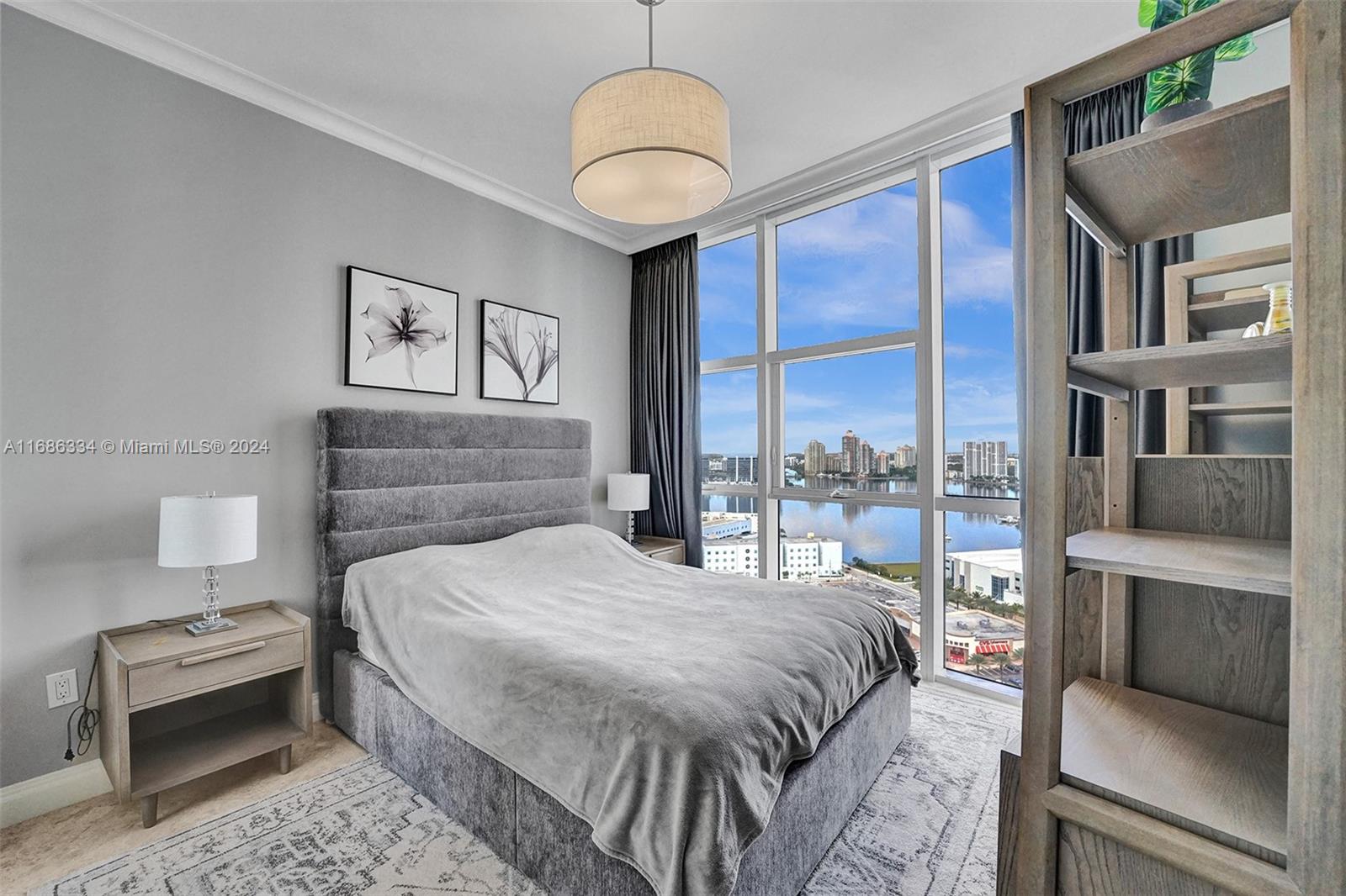 TRUMP PALACE CONDO - Residential