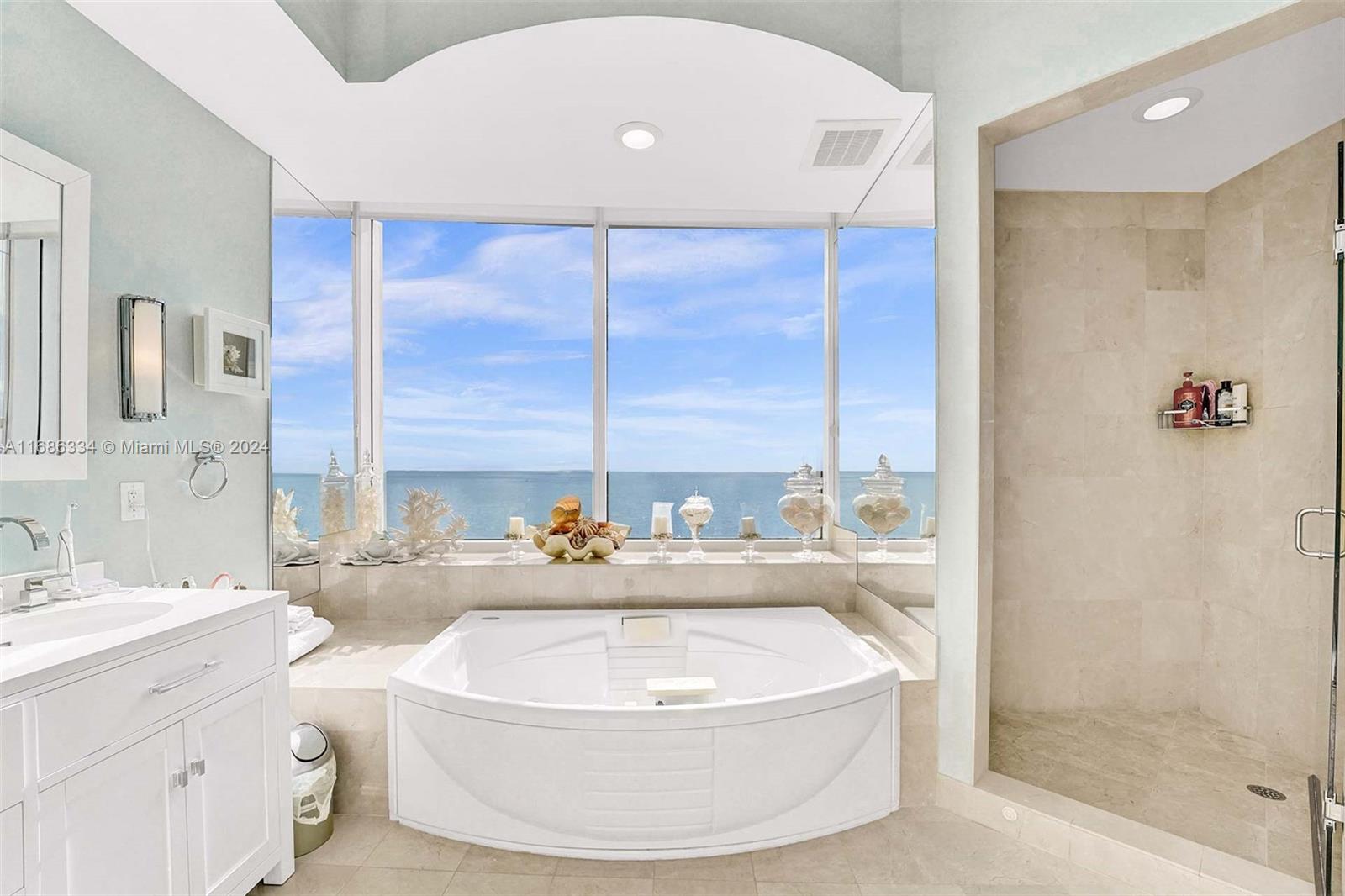 TRUMP PALACE CONDO - Residential