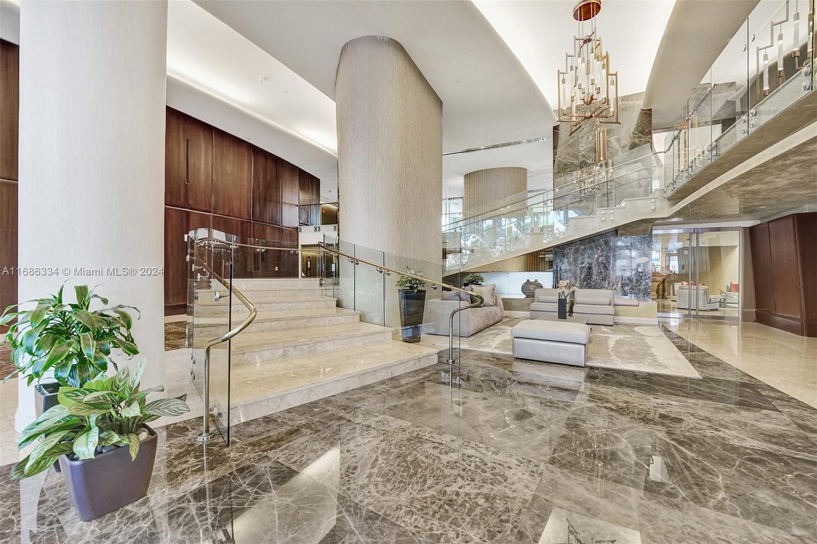 TRUMP PALACE CONDO - Residential