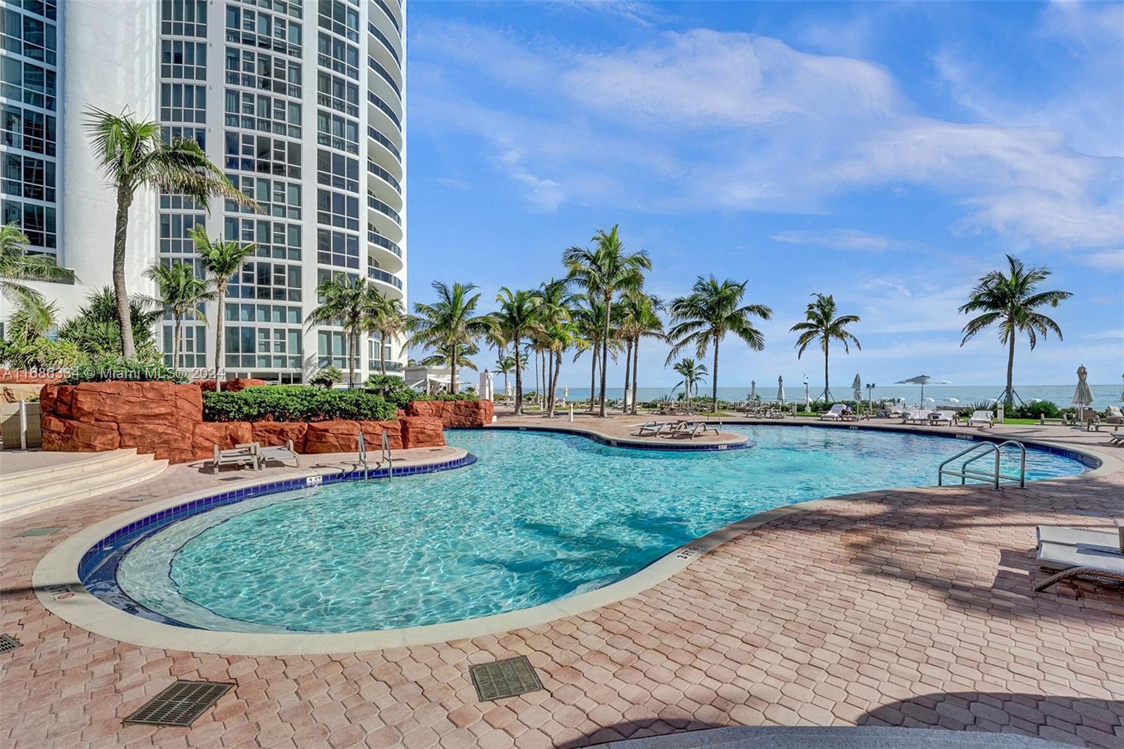 TRUMP PALACE CONDO - Residential