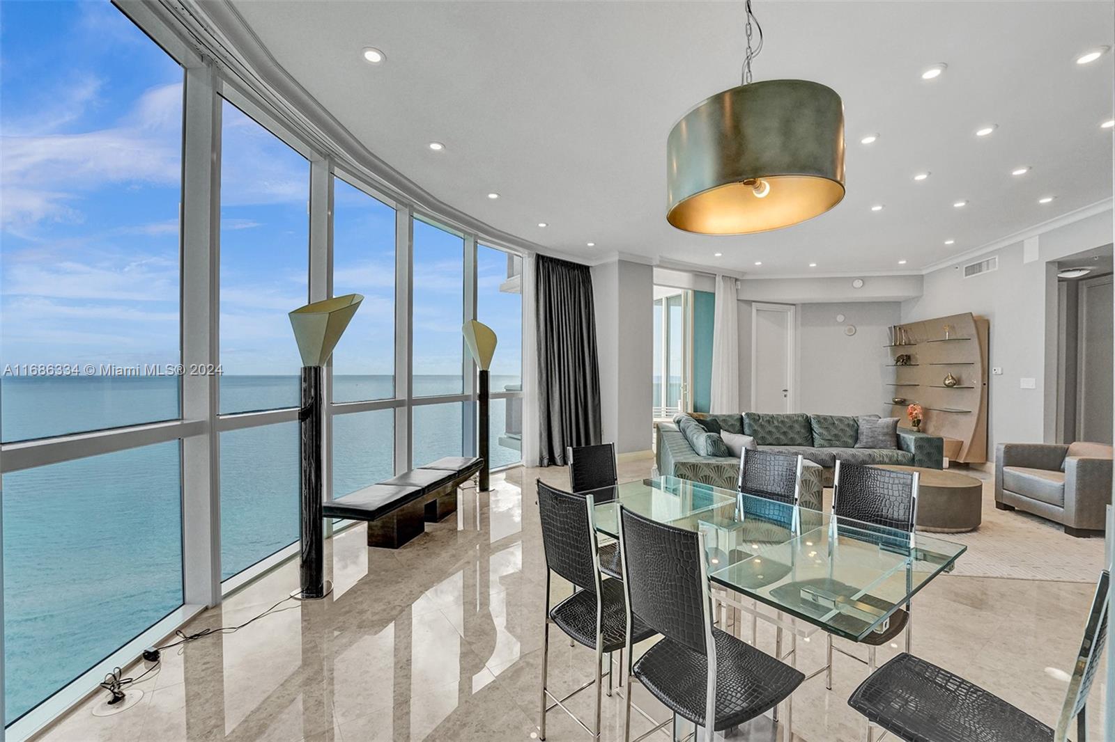 TRUMP PALACE CONDO - Residential