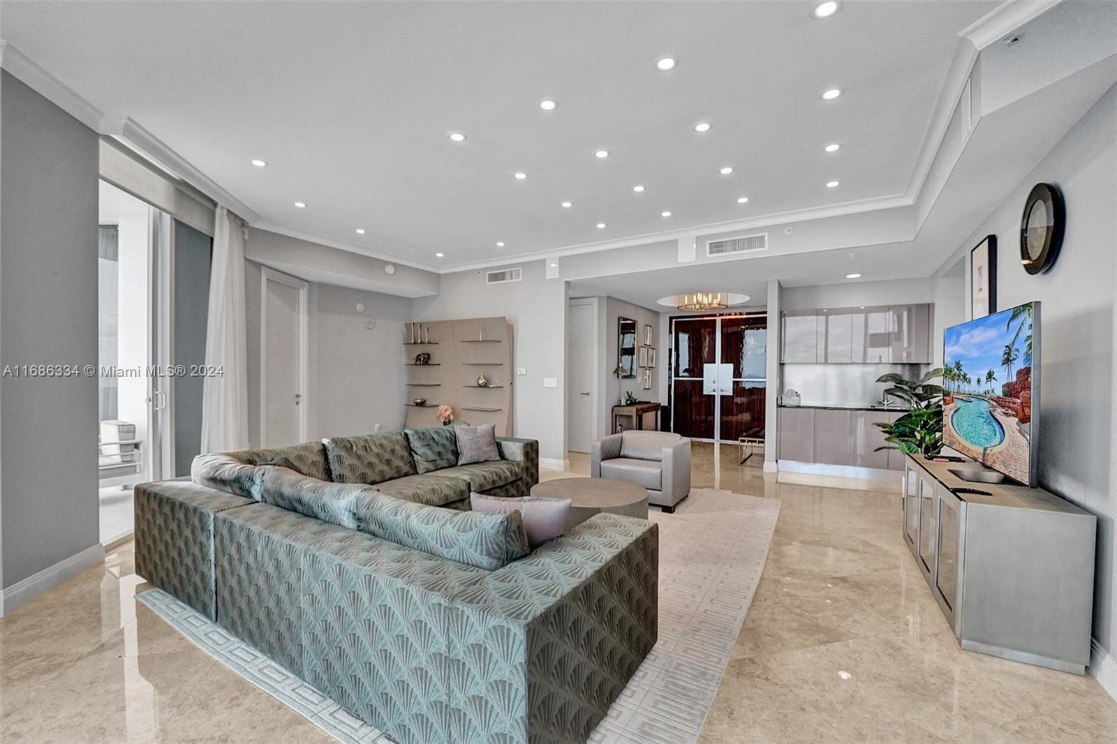 TRUMP PALACE CONDO - Residential