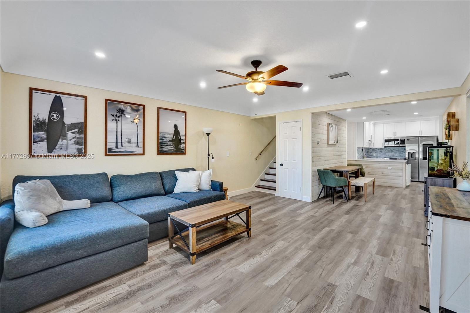 CORAL RIDGE LANDINGS II C - Residential