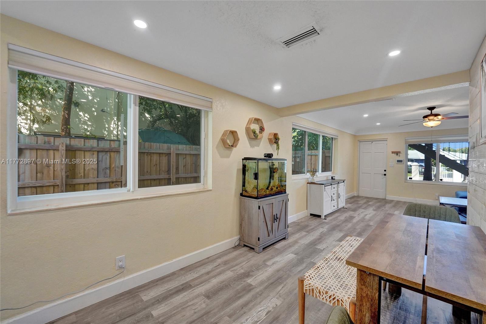 CORAL RIDGE LANDINGS II C - Residential