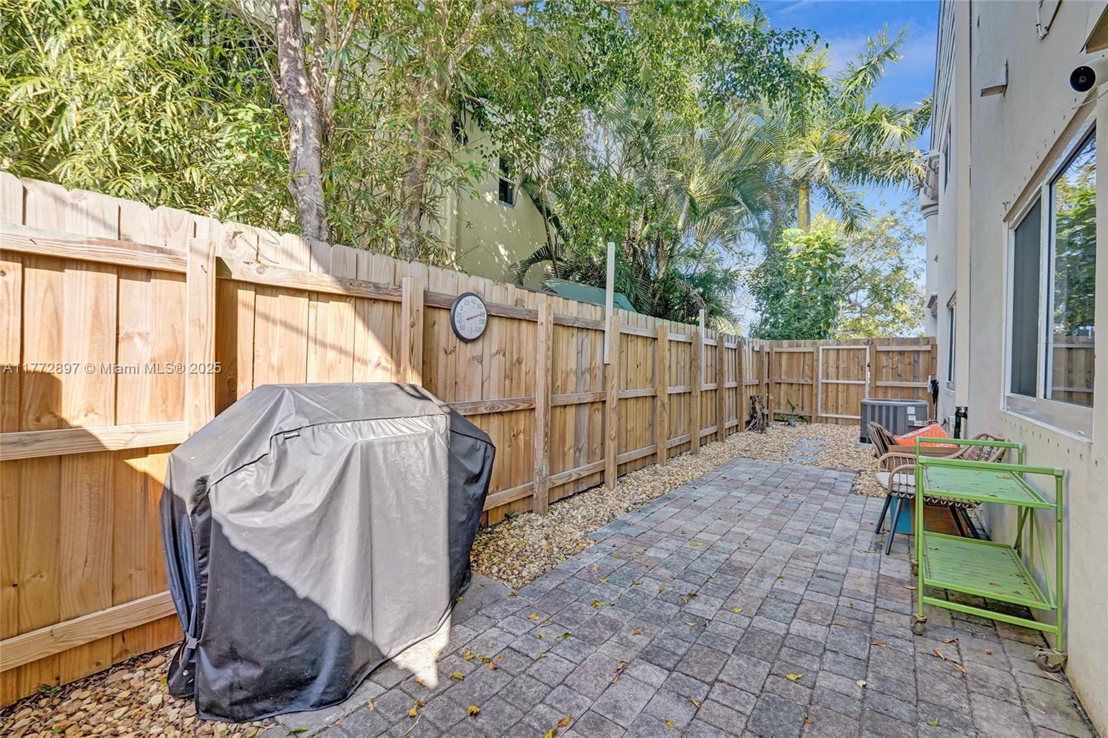 CORAL RIDGE LANDINGS II C - Residential