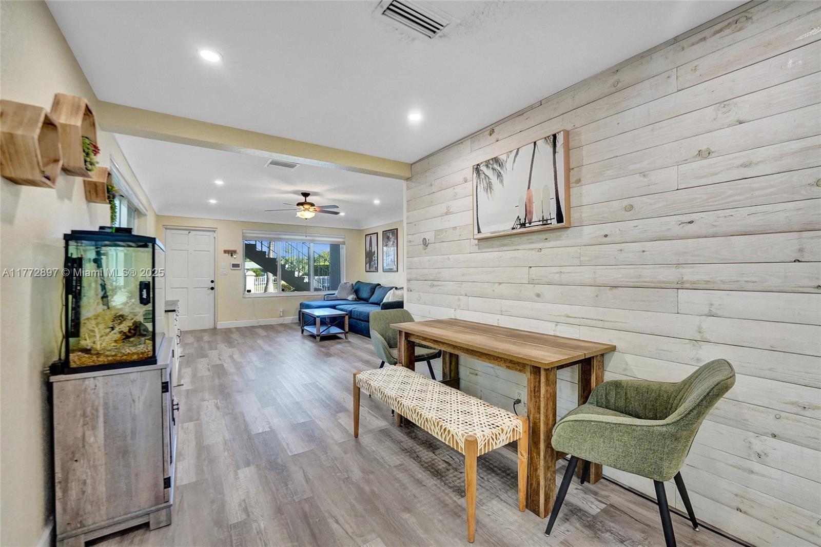 CORAL RIDGE LANDINGS II C - Residential