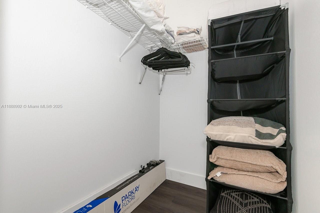 RONEY PALACE CONDO - Residential Lease