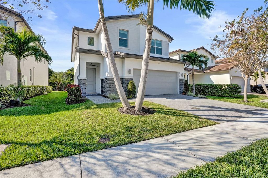 Photo of 2737 Country Lake Trl, Boynton Beach, FL 33436 (MLS # A11936258)