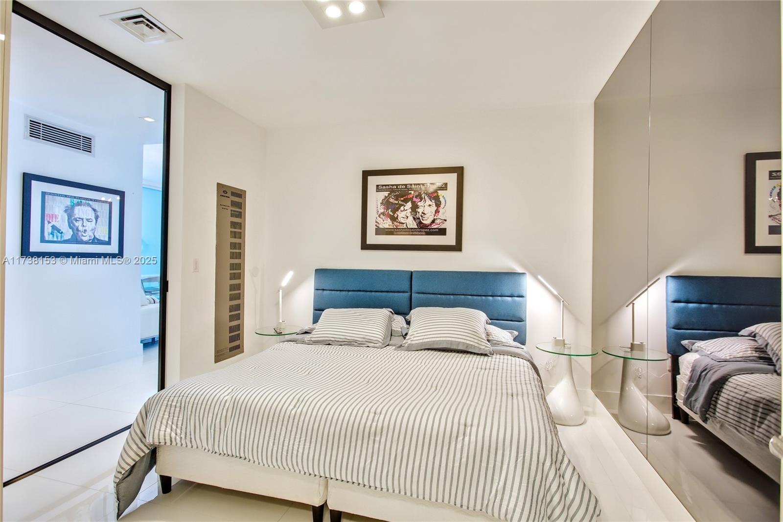 JADE SIGNATURE CONDO - Residential