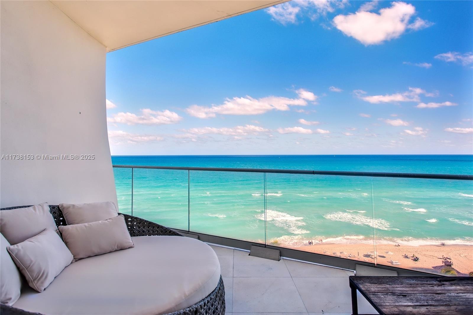 16901 Collins Ave 904