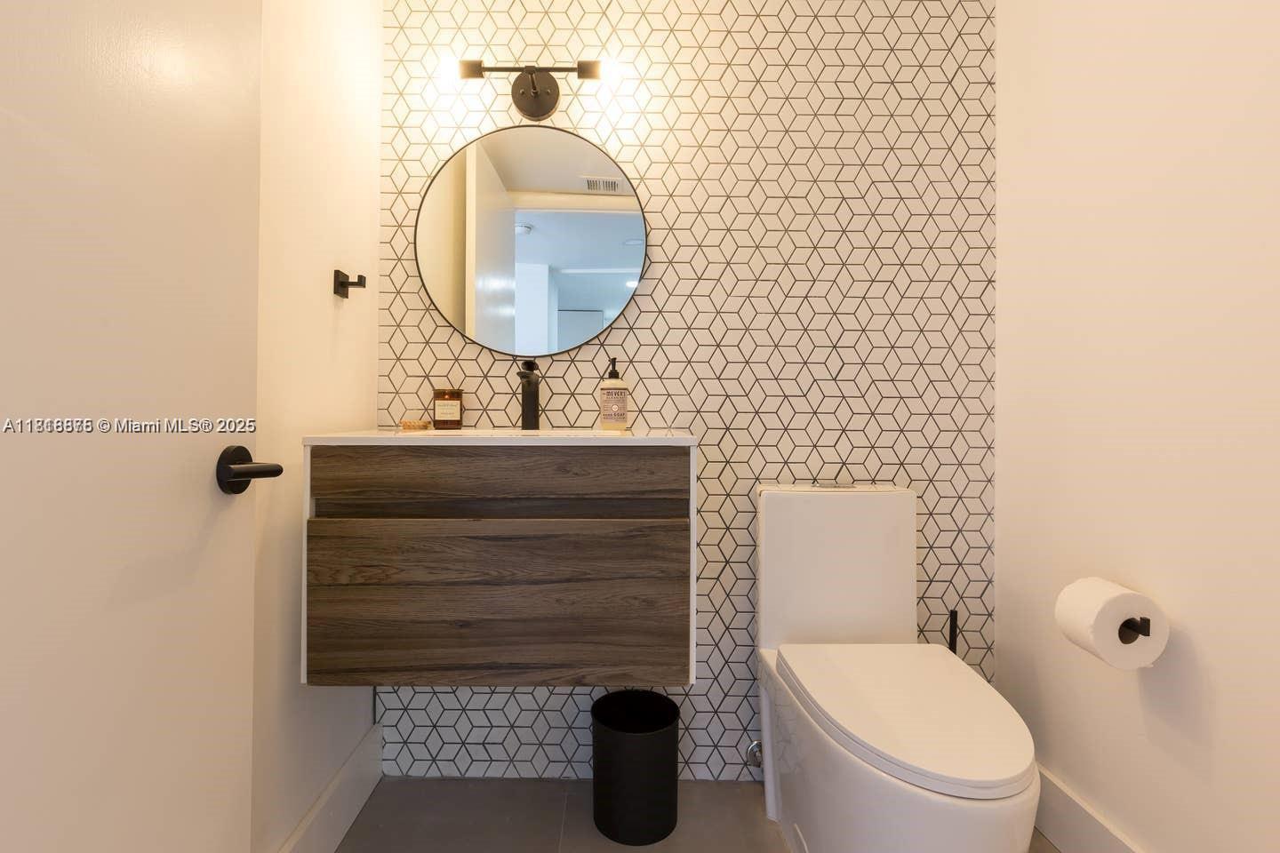 FAIRVIEW HOUSE CONDO - Residential Lease