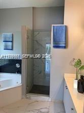 FANTASY REEF - Residential Lease