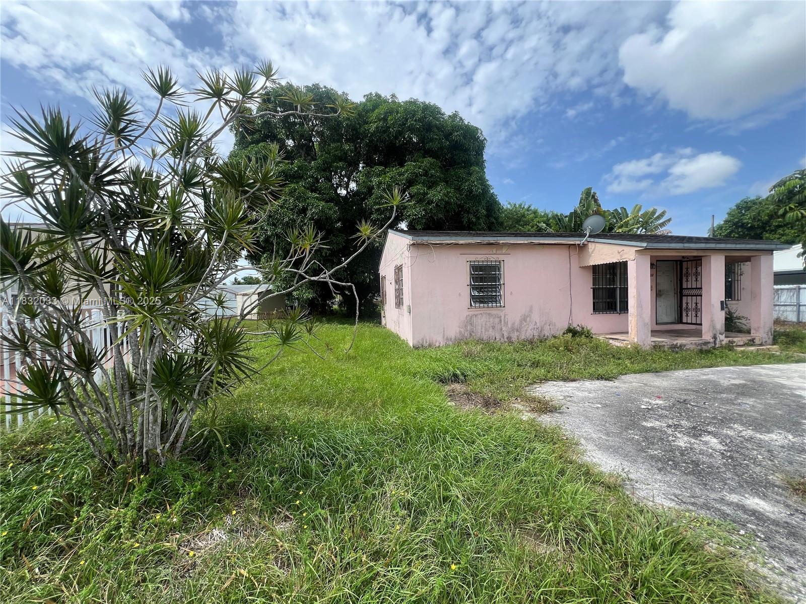 2932 NW 159th St