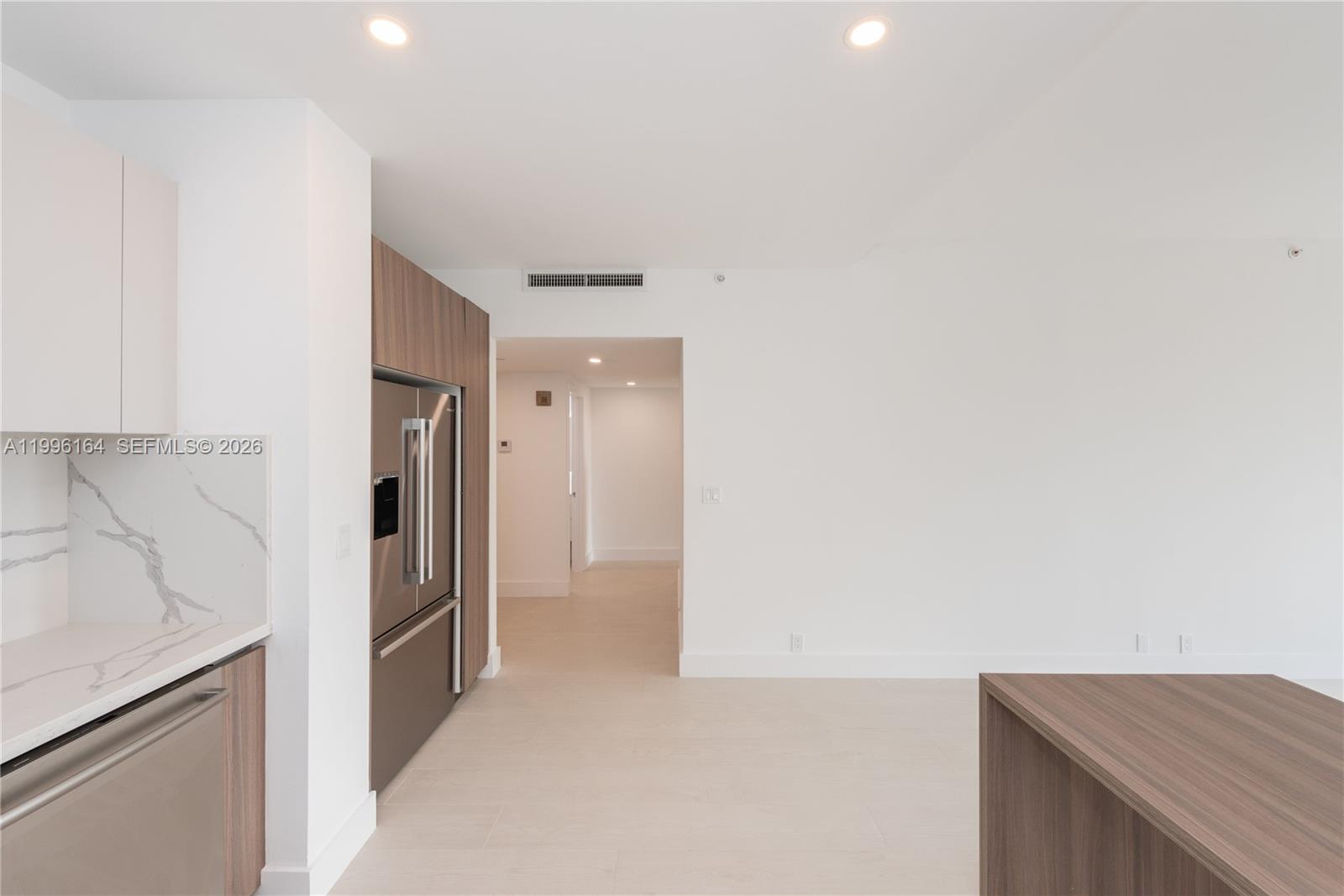 THE EMERALDBAY @ KEY COLO - Residential