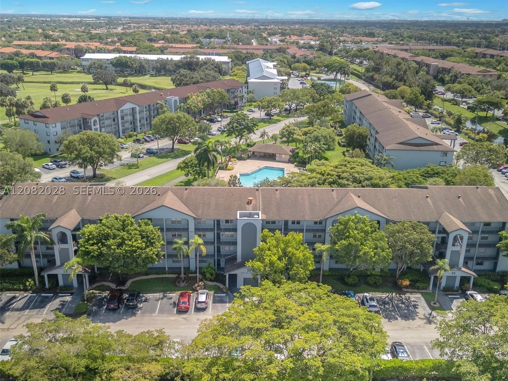 Photo of 1401 SW 128th Ter #304H, Pembroke Pines, FL 33027 (MLS # A12082028)