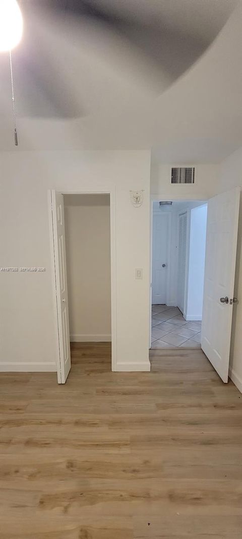 Tiny photo for 142 SE 4th Ave, Boynton Beach, FL 33435 (MLS # A11977282)