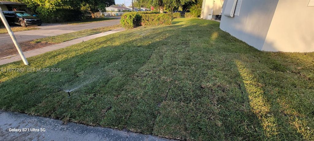 Photo of 142 SE 4th Ave, Boynton Beach, FL 33435 (MLS # A11977282)