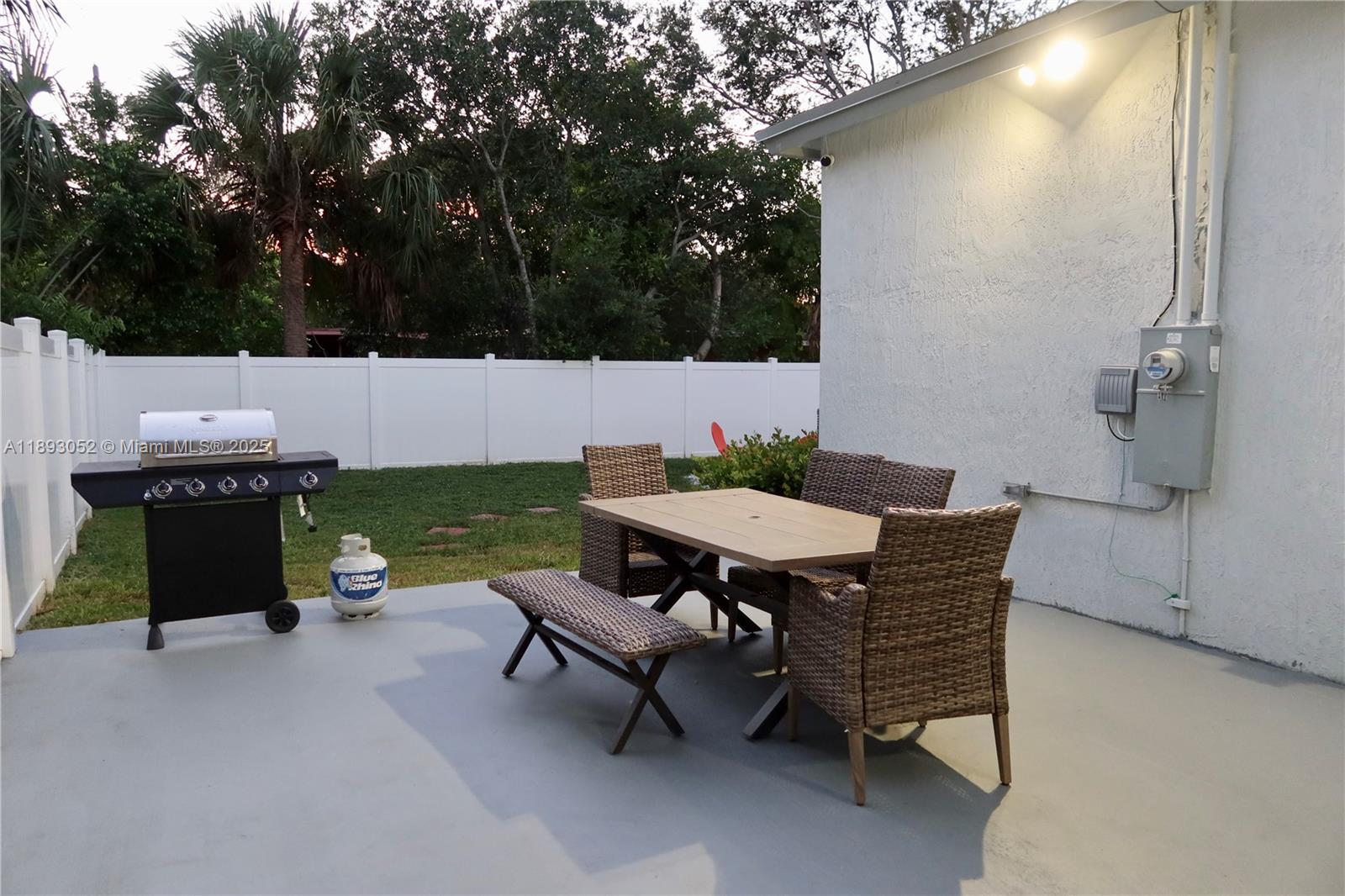 FIRST ADD TO TUSKEGEE PAR - Residential