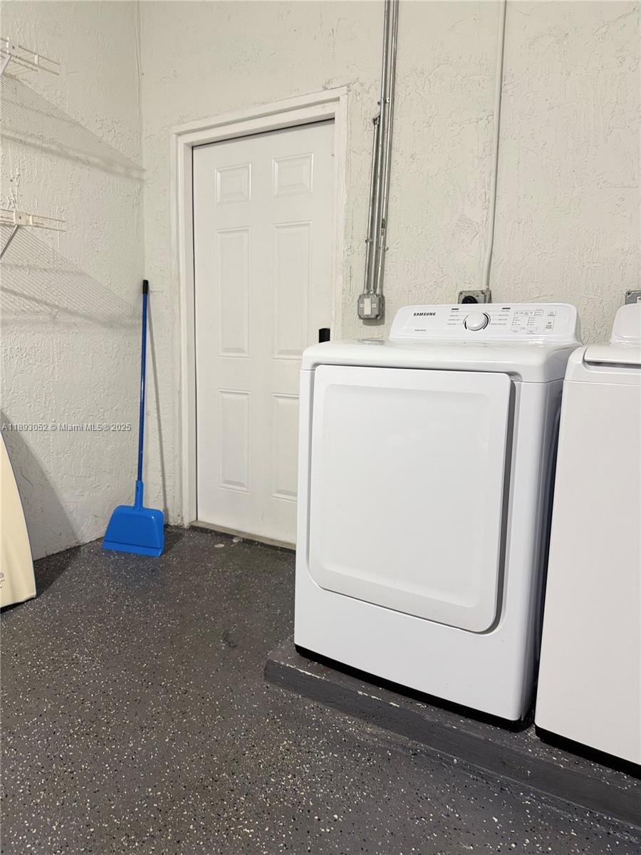 FIRST ADD TO TUSKEGEE PAR - Residential