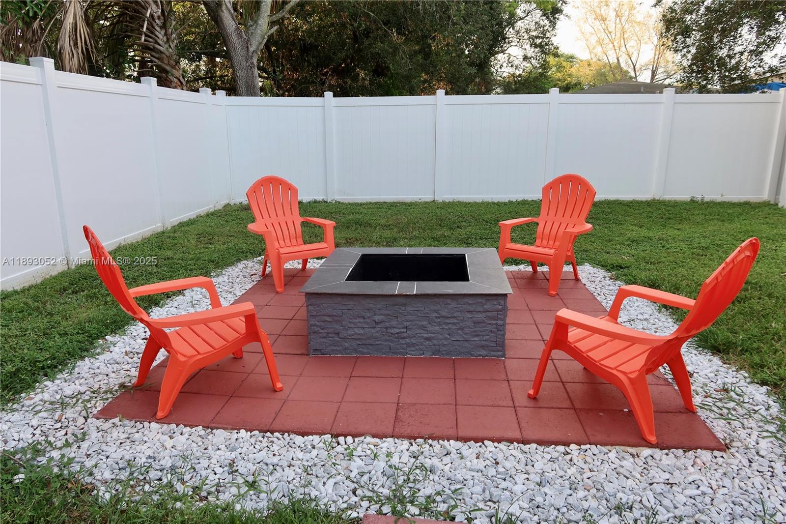 FIRST ADD TO TUSKEGEE PAR - Residential