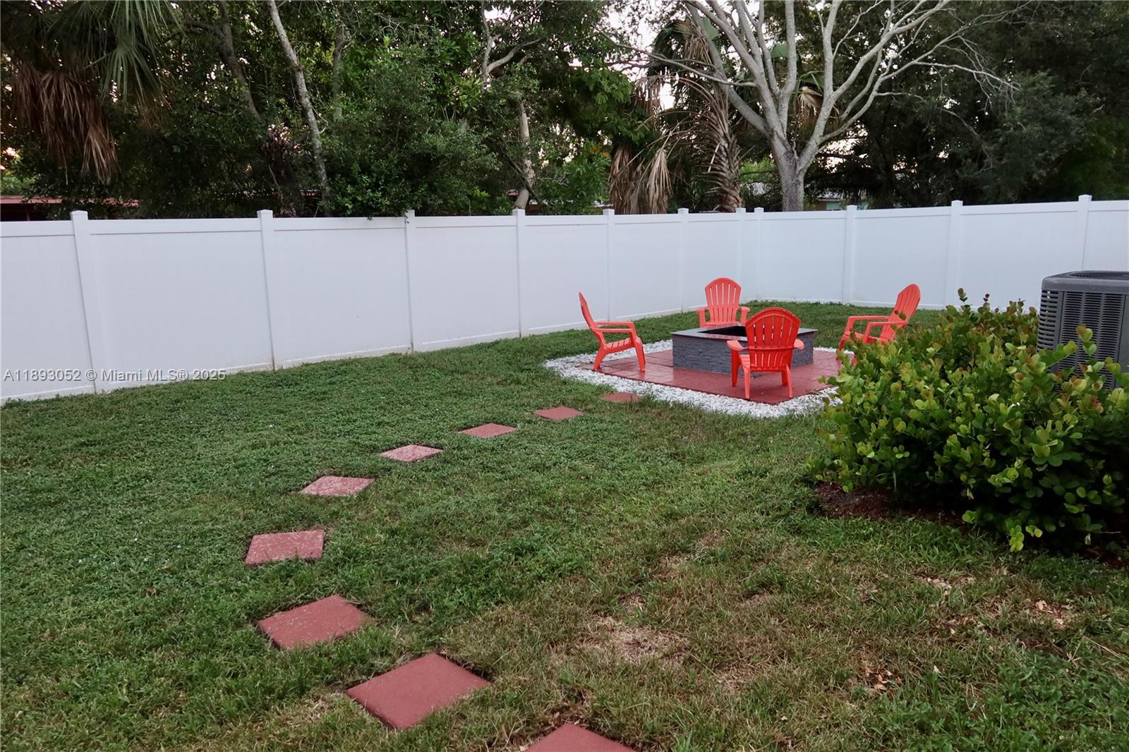 FIRST ADD TO TUSKEGEE PAR - Residential