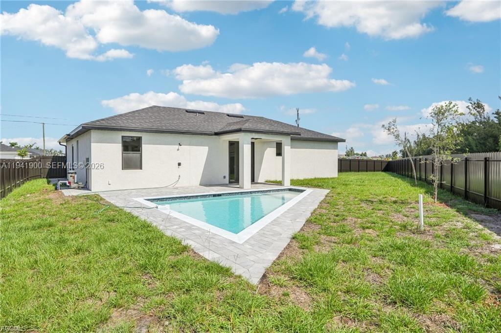 CAPE CORAL - Residential