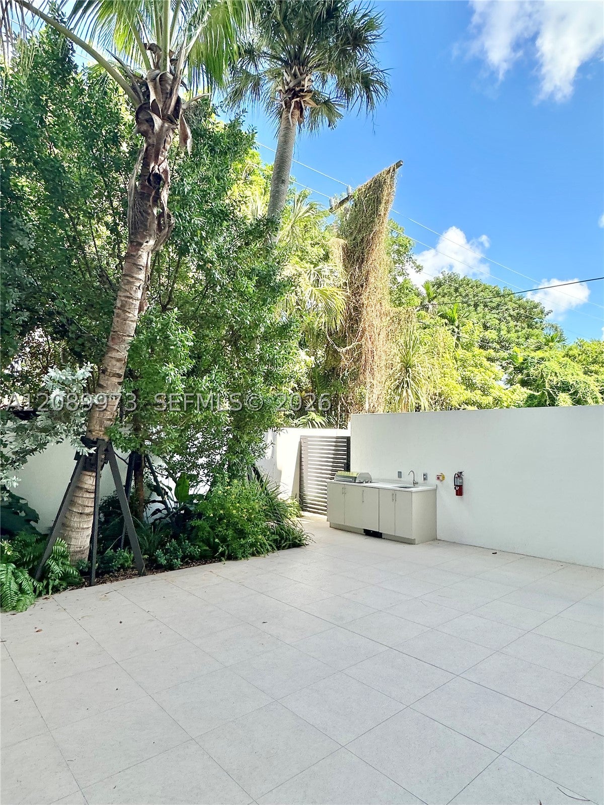 2200 Brickell Ave. GV02