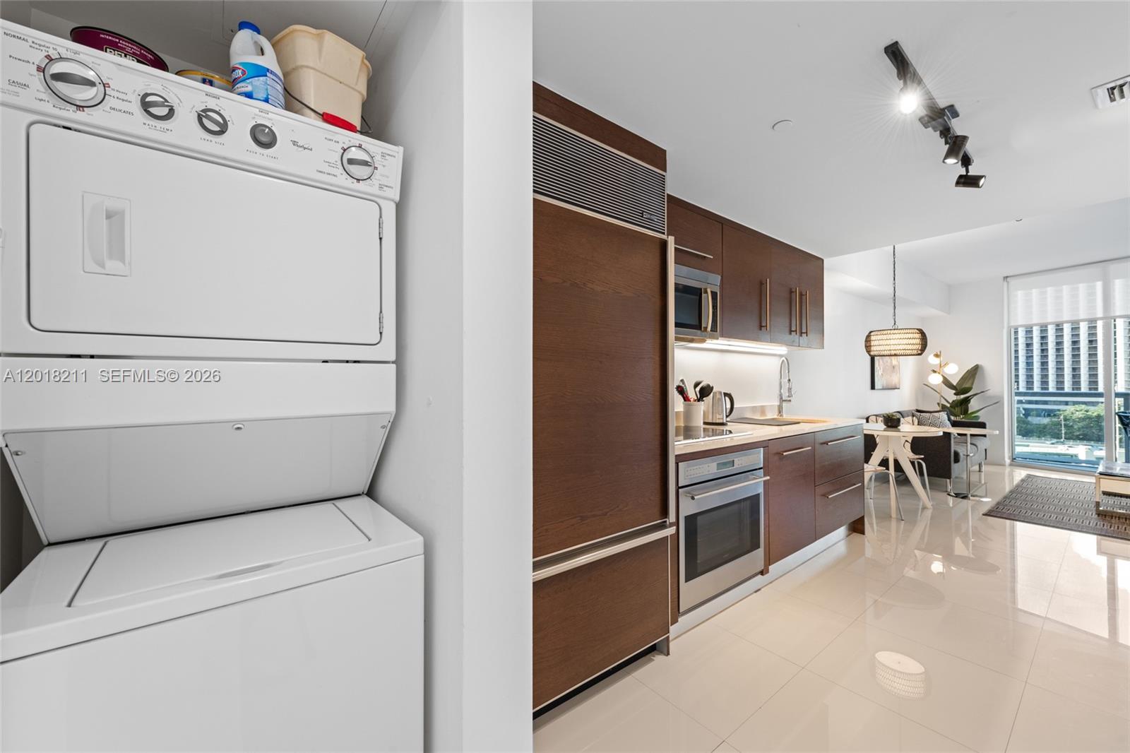 465 Brickell Ave 904