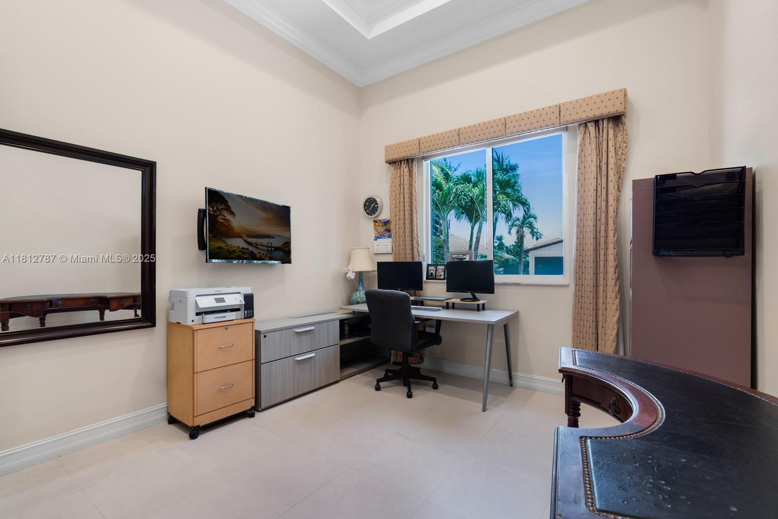 VENETIAN ISLES 3RD SEC - Residential