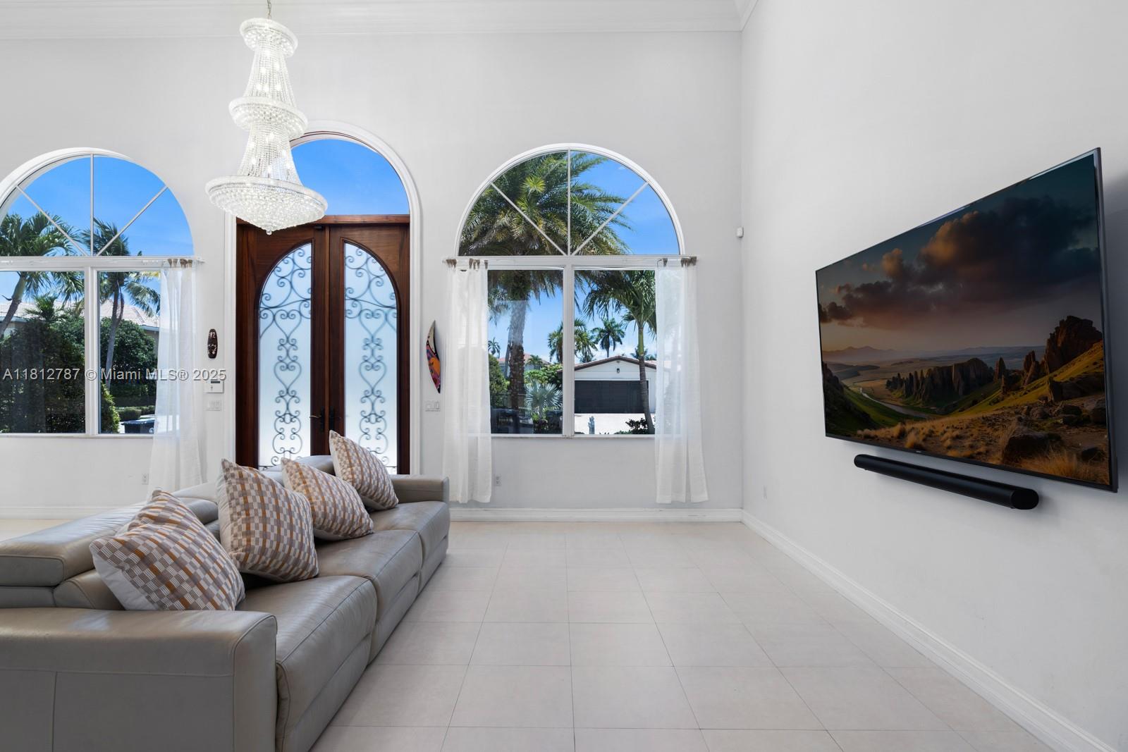 VENETIAN ISLES 3RD SEC - Residential