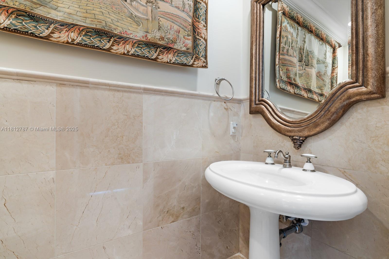 VENETIAN ISLES 3RD SEC - Residential