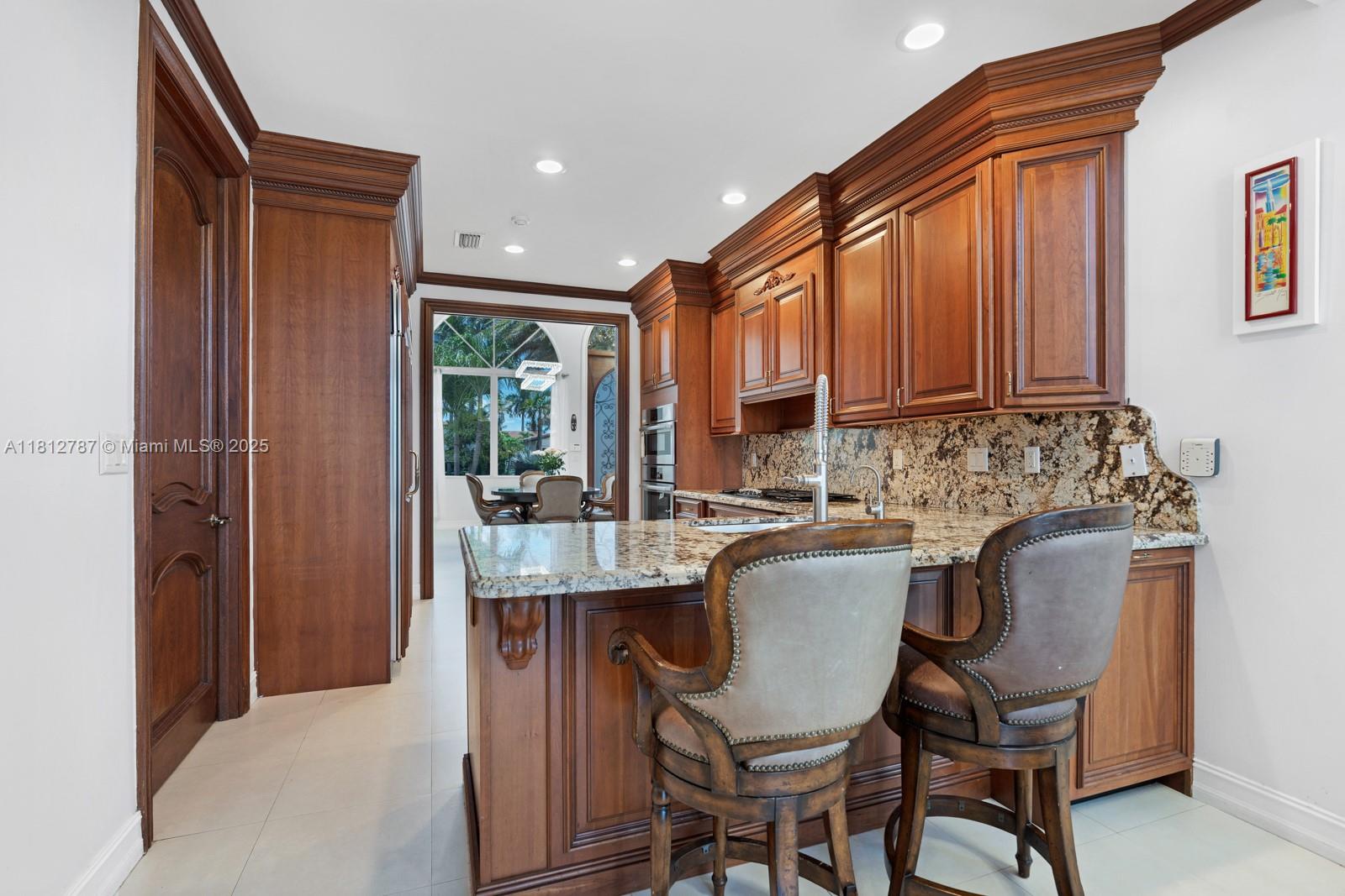 VENETIAN ISLES 3RD SEC - Residential