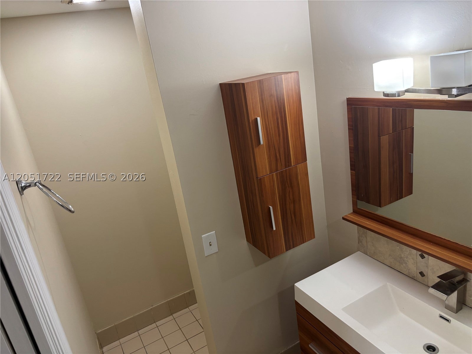 10521 Mahogany Key Cir 204
